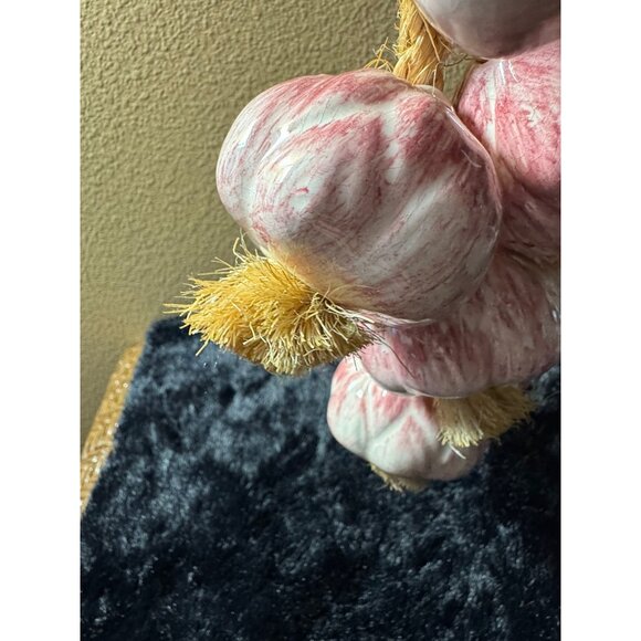 Ceramic Pink Garlic 11 Bulbs Braided Rope Kitchen Wall Vegetable Decor Vintage - Picture 5 of 7